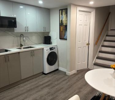 Hamilton House | Joshy's guest suite