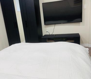 Hamilton House | Joshy's guest suite