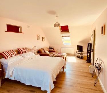 Miltown Malbay House | Journey's End B&B