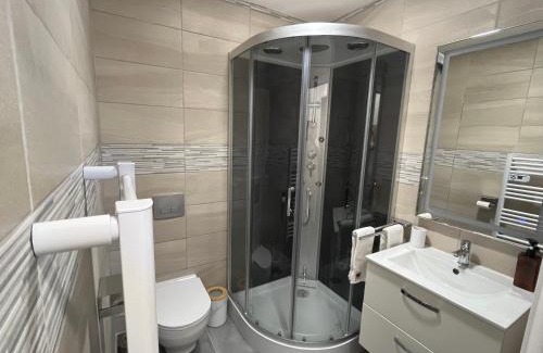Trebes Apartment | jouxtant le canal du midi