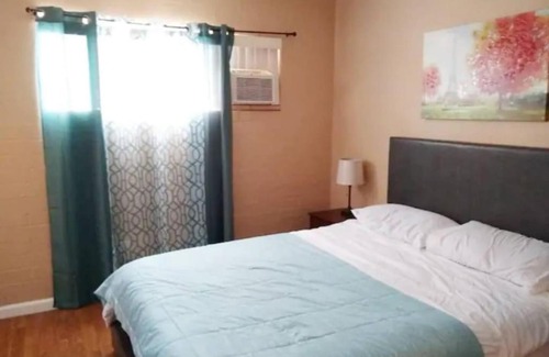 Midtown House | Joyful and Cozy Apartment in Midtown Tucson