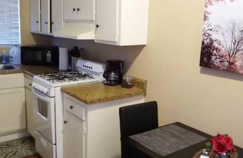 Midtown House | Joyful and Cozy Apartment in Midtown Tucson