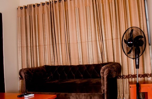 Ibadan Apartment | JPO | Ensuite 1BED Apartment (Oluyole, Ibadan)