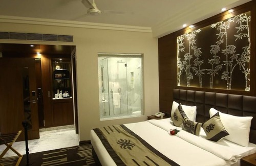 Safdarjung Enclave Hotel | JRD Exotica