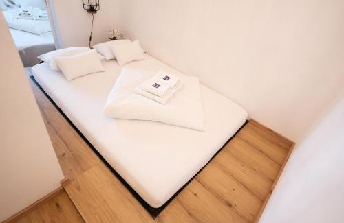 Jakomini Apartment | JS Design Apartment