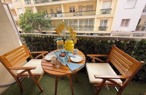 Antibes Apartment | Juan-les-Pins, Antibes - 3-bedroom apartment near beaches and town center