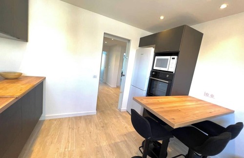 Juan-les-Pins Apartment | Juan les Pins - Sea View - 4 people - Parking
