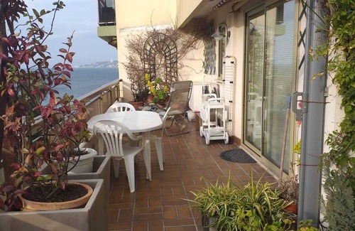 Juan-les-Pins Apartment | JUAN LES PINS STUDIO SEA VIEW