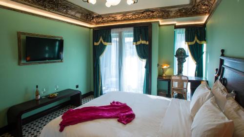 Monastiraki Hotel | Juan Rodriguez Hacienda