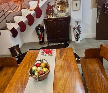 Kapitolyo House | Julie Annes Guesthouse in the Heart of the City