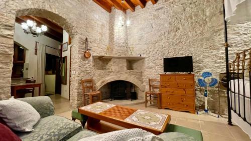 Dhoros House | Juliet Suite by TrulyCyprus