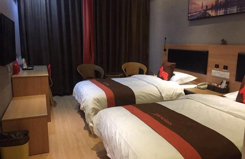 Decheng District Hotel | JUN Hotels Dezhou Decheng District Xinhu Park Pedestrian Street