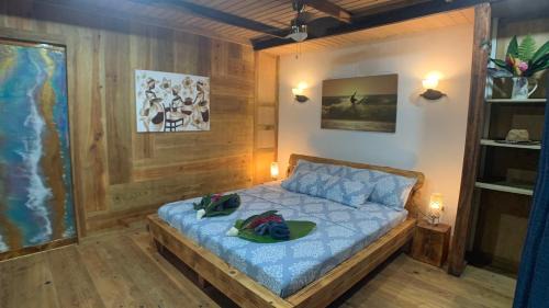 Bocas del Toro Cabin | Jungle Bluff Beach Paradise - Jungle House