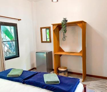 Thong Sala Hotel | Jungle Vibes