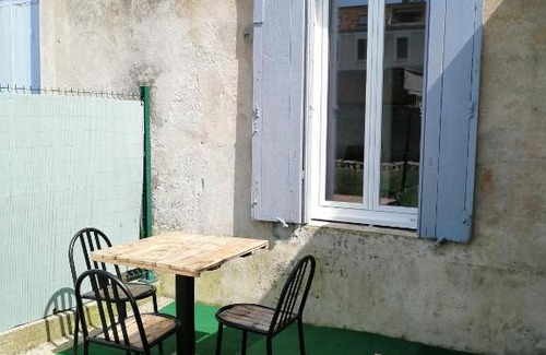 Tonneins Apartment | Jungle Zen Beau T2 avec jardin Gare 100m