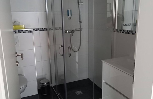 Stadl-Predlitz House | Junior Suite, Dusche, WC, Bergseite - Gasthof zum Postwirt