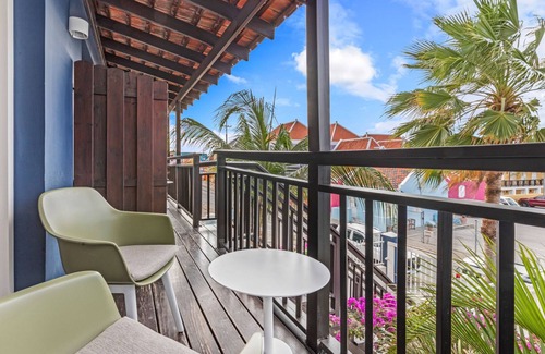 Pietermaai District Apartment | Junior Suite with balcony and city view