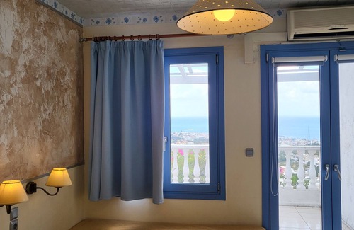Piskopiano House | Junior Villa for up to 10 vacationers full view