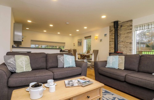 Truro Cottage | JUNIPER, with open fire in Truro