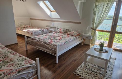 Zarki House | Jurajska Stokrotka