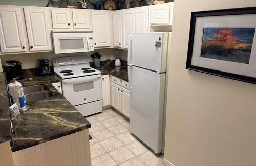 Navarre Beach Condo | JUST 1 FULL WEEK LEFT IN NOV/LOWEST PRICES OF THE YEAR- 286 REVIEWS @ 4.9 AVG !