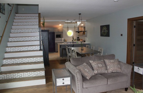 Wausau House | Just 5 minutes from Rib moutain, charming Farmhouse style home