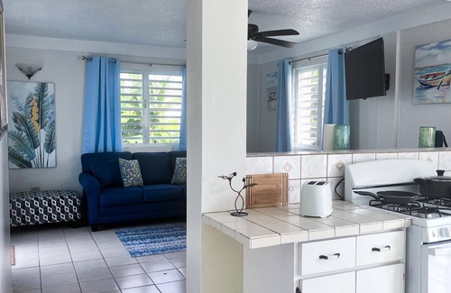 Estate Clifton Hill House | Just 7 minutes to airport. Agricultural Fair in 10 minutes. Wi-Fi and A/C