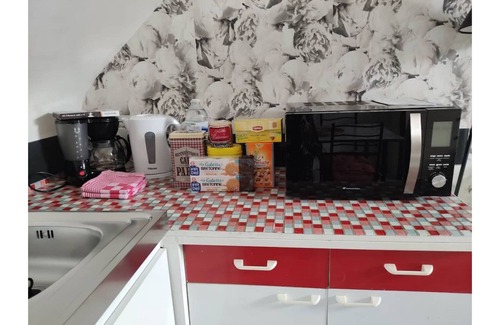 Chatellerault Bed & Breakfast | Just a few minutes from Futuroscope/Aqua/Arena, ideal family apartment for 4 people
