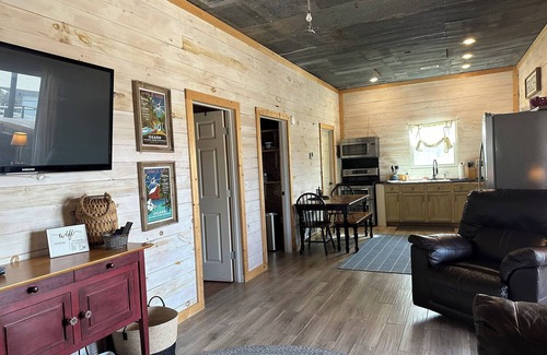 Eminence House | Just A Stone's Throw Cabin nfrom Eminence, Jacks Fork, & Cross County Trail Ride