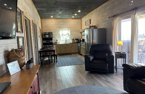 Eminence House | Just A Stone's Throw Cabin nfrom Eminence, Jacks Fork, & Cross County Trail Ride