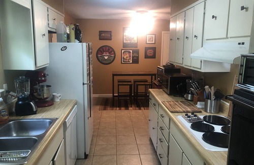 Oxford House | Just minutes from the Square and the Grove-Comfy beds, quiet neighborhood