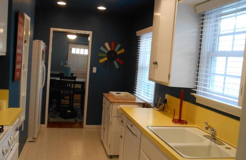Old Towne House | Just steps to the sand
