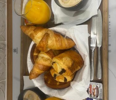 Landrecies Bed & Breakfast | Just'un Instant