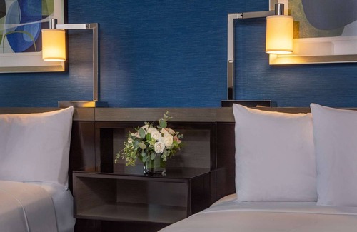 East Cambridge Hotel | Just What You Were Looking For! Near LEGOLAND Discovery Center Boston, w/Pool!