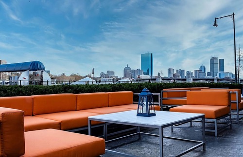 East Cambridge Hotel | Just What You Were Looking For! Near LEGOLAND Discovery Center Boston, w/Pool!