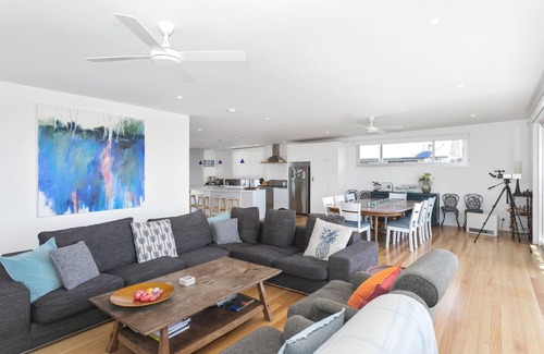 Bawley Point House | Juwin Beach House Bawley Point - short walk to 2 beaches