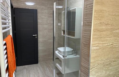 Tiszaujvaros Apartment | Kárpátia Apartman 1