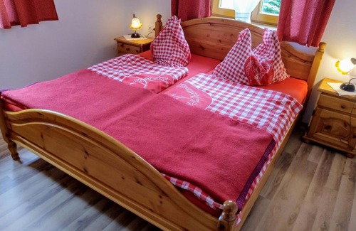 Mooswald Apartment | Kärnten Landhof in Alleinlage Nähe Millstättersee Ferienwohnung im ersten Stock