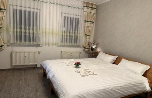 Altenburg Apartment | Käthe-Kollwitz-Straße 54, F2