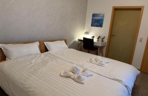 Altenburg Apartment | Käthe-Kollwitz-Straße 54, F2