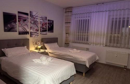 Altenburg Apartment | Käthe-Kollwitz Straße 54, F1