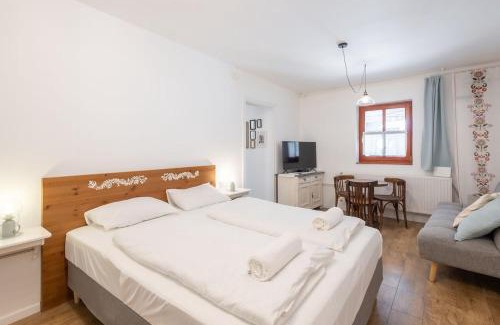 Tihany House | Kékmadaras Vendégház Tihany