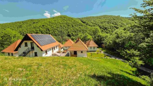 Varghis House | Körtövés Guest Village