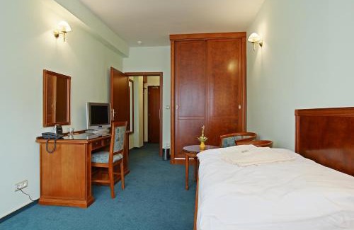 Brusno Hotel | Kúpele Brusno - Kúpeľný hotel Poľana