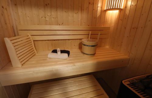 Tossens Apartment | KÜSTE33/20 – Exklusive Ferienwohnung mit Sauna & nah am Strand!