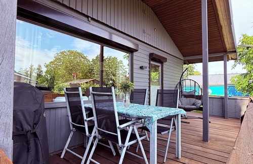 Bedekaspel House | Küstenglück Ostfriesland - Cozy vacation home. Pet friendly