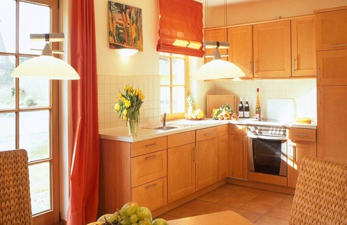 Dierhagen Dorf House | Küstenwaldvilla in Dierhagen