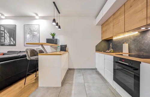 Srodmiescie Apartment | Kępa Mieszczańska Superior Apartment