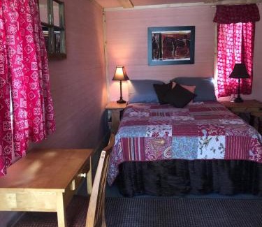 Manitoulin District Other | K!cking Mule Guest Ranch