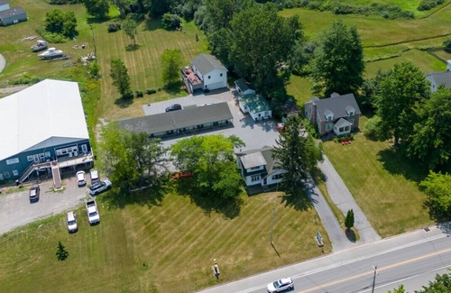 Clayton Apartment | K's Motel with Stunning St. Lawrence River Views - Room 6